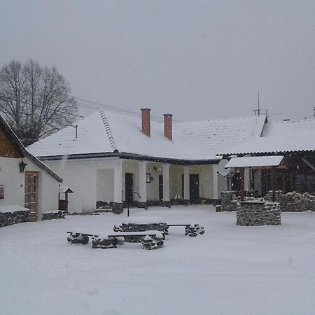 Toldi Vendégház Felsőtold Esterno foto