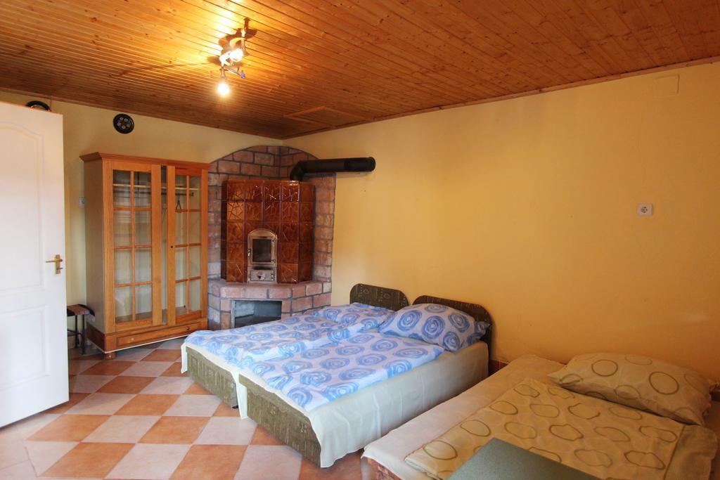 Toldi Vendégház Felsőtold Esterno foto