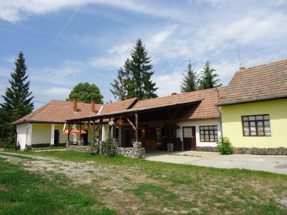 Toldi Vendégház Felsőtold Esterno foto